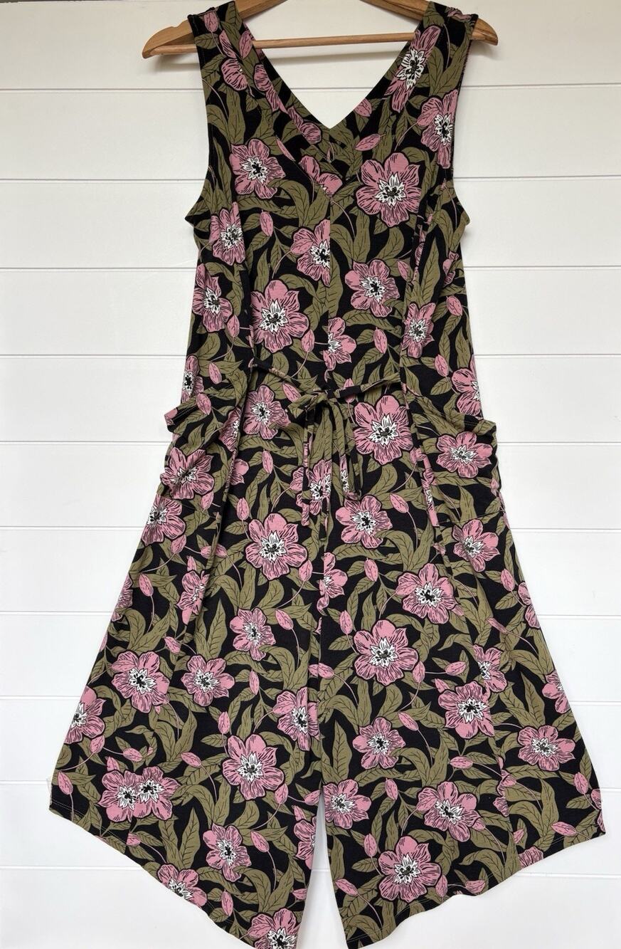 ANYBODY Cozy Knit Jumpsuit V-Neck Stretch Wide Leg Crop Gaucho QVC Green Pink S